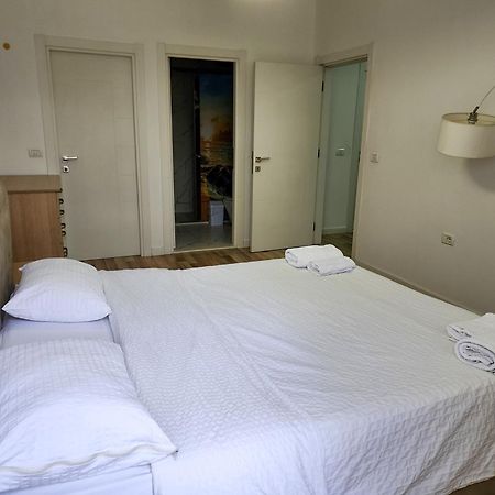 2E Apartment Myslym Shyri Tirana Buitenkant foto
